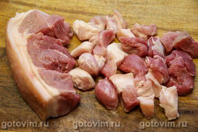 Свинина с картофелем в лодочках из фольги