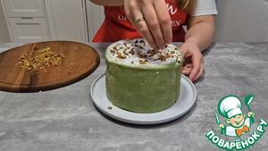 Фисташковый блинный торт