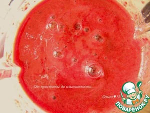 Гаспачо со свеклой и вишней Гаспачо со свеклой и вишней