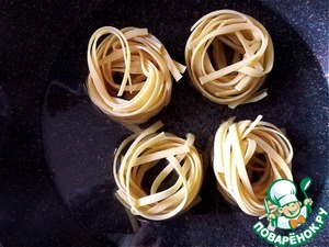 Гнёзда под сыром с тунцом Гнёзда под сыром с тунцом