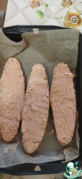 Горячие будерброды на половинках минибагета Горячие будерброды на половинках минибагета