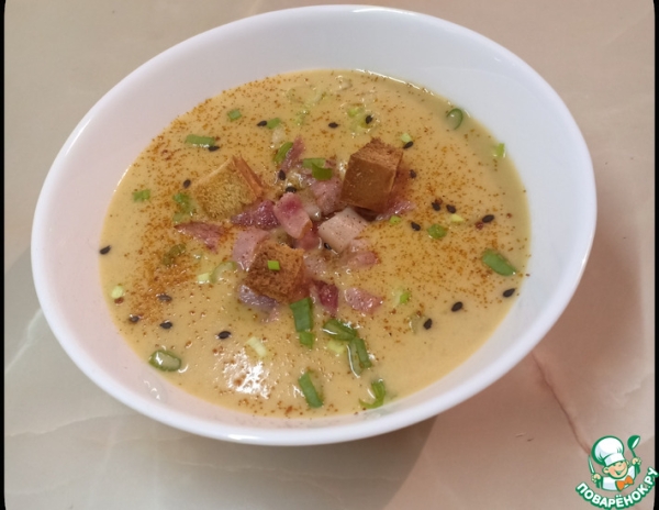 Гороховый крем-суп с копченостями