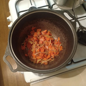 Гороховый крем-суп с копченостями