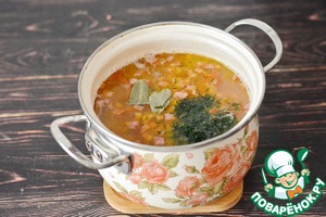 Гороховый суп с размятым картофелем