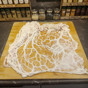 Говяжья печень в жировой сетке