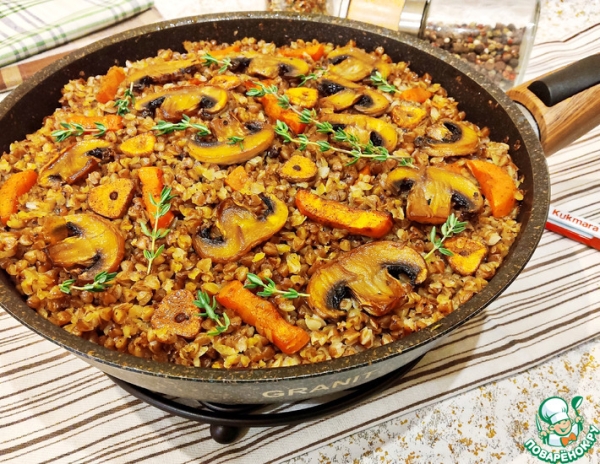 Гречка по-купечески с индейкой и грибами