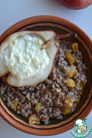 Гречневая каша с грушей Гречневая каша с грушей