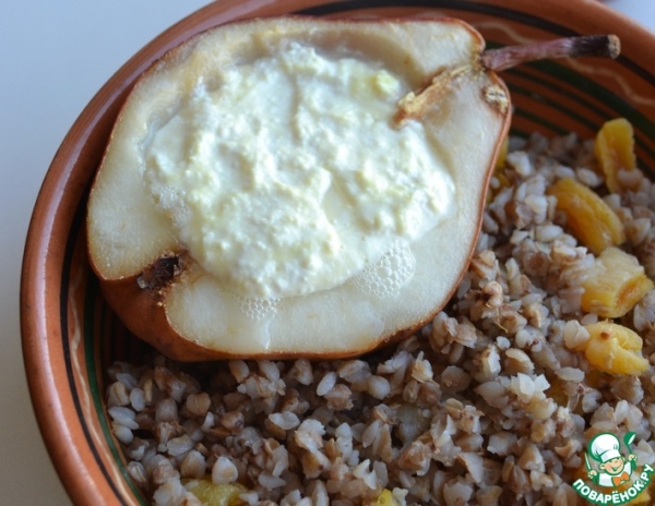 Гречневая каша с грушей Гречневая каша с грушей