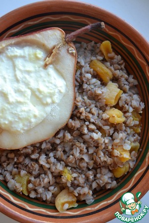 Гречневая каша с грушей Гречневая каша с грушей