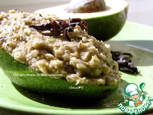 Грибной соус-дип с авокадо и базиликом