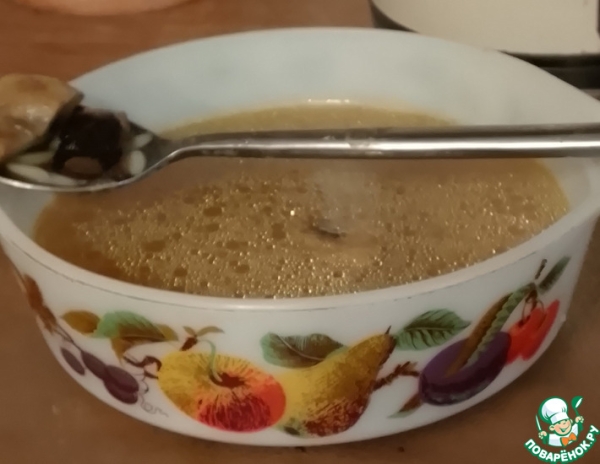 Грибной суп с йогуртом, фасолью, орзо