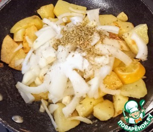 Хаш с картофелем, фетой и яйцом Хаш с картофелем, фетой и яйцом