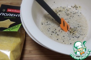 Хрустящие крекеры из поленты и кунжута