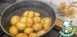 Хрустящий картофель в соусе из перцев Хрустящий картофель в соусе из перцев