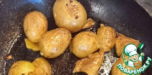 Хрустящий картофель в соусе из перцев Хрустящий картофель в соусе из перцев