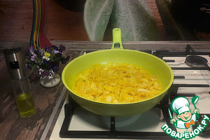 Икра кабачковая с острым соусом кимчи