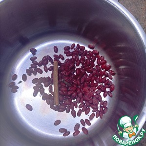 Индейка с яблоками и соусом Индейка с яблоками и соусом