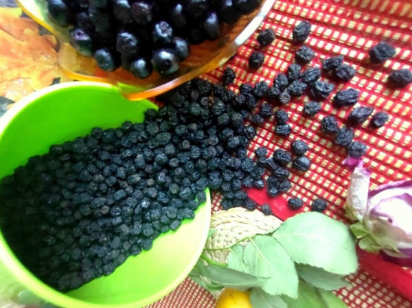 "изюм" из черноплодной рябины "изюм" из черноплодной рябины