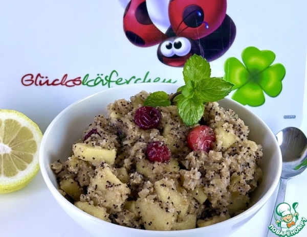 Яблочно-гречневая каша с клюквой Яблочно-гречневая каша с клюквой