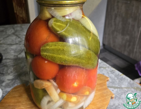 Яблочно-луковые томаты Яблочно-луковые томаты