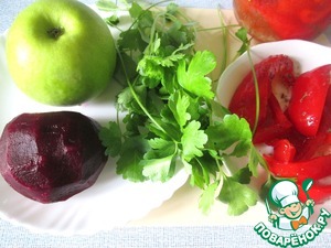 Яблочно-свекольный салат с маринованным перцем Яблочно-свекольный салат с маринованным перцем