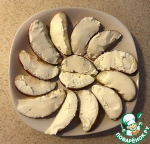 Яблочный перекус с сыром и арахисом Яблочный перекус с сыром и арахисом