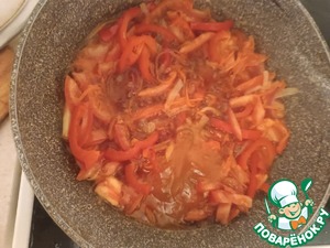 Яичная лапша с кальмаром и овощами Яичная лапша с кальмаром и овощами