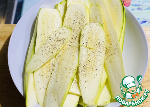 Кабачковая лазанья с фаршем и соусом бешамель