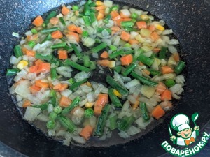 Кальмары, фаршированные рисовой полентой и овощами