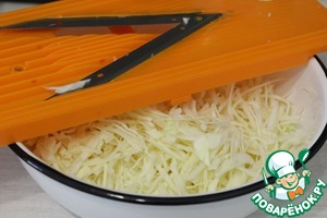 Капустно-морковный салат с яблоком Капустно-морковный салат с яблоком