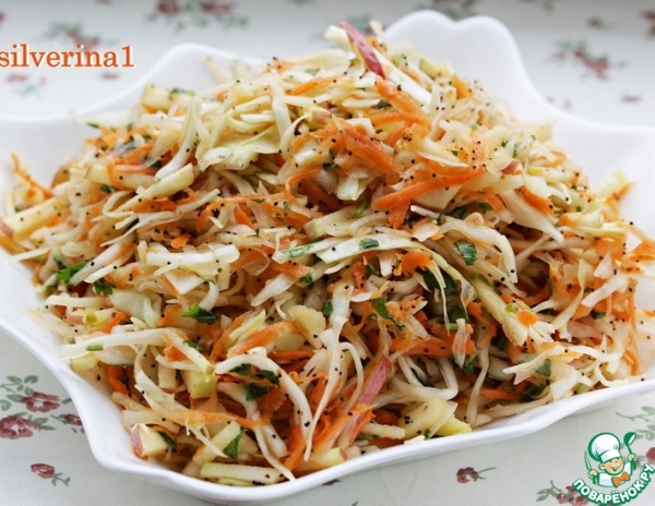 Капустно-морковный салат с яблоком Капустно-морковный салат с яблоком