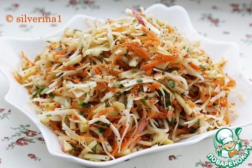 Капустно-морковный салат с яблоком Капустно-морковный салат с яблоком