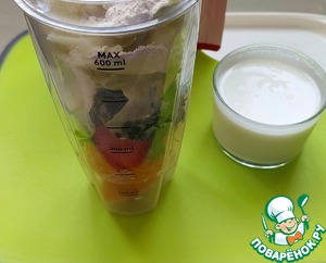 Капустный смузи с томатами Капустный смузи с томатами