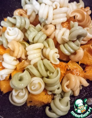 "Карбонара" с тыквой и хрустящим чесноком