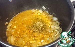 Карри из картофеля и зелёного горошка