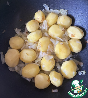 Картофель с брокколи в сливочном соусе