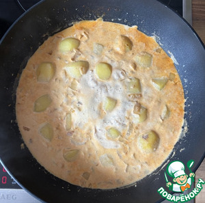 Картофель с брокколи в сливочном соусе