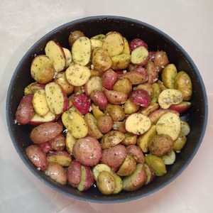 Картофель с травами в духовке Картофель с травами в духовке