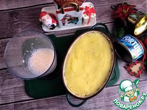 Картофельная запеканка с консервированным тунцом