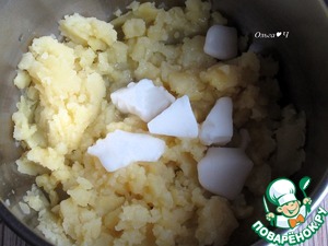 Картофельные крекеры с тунцом "Новогодний хруст" Картофельные крекеры с тунцом "Новогодний хруст"