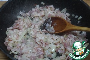 Картофельный гратен с сыром и беконом