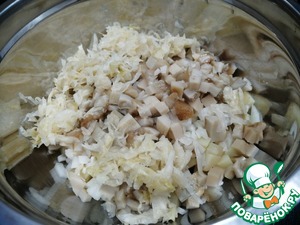 Картофельный салат с солеными груздями Картофельный салат с солеными груздями