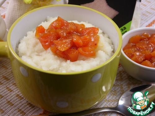 Каша из рисовой поленты с курагой