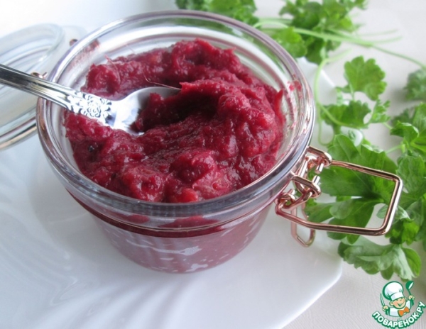 Кетчуп из свеклы и ревеня