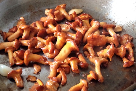 Киш с грибами и моцареллой