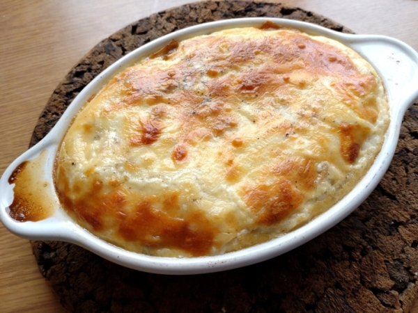 Киш с грибами и моцареллой