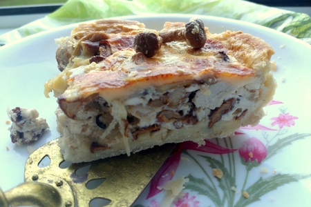 Киш с грибами и моцареллой