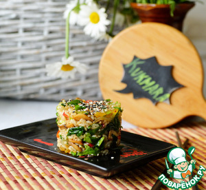 Китайский салат из шпината и риса