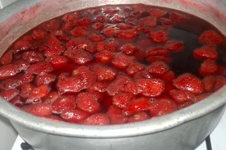 Клубничное варенье Клубничное варенье