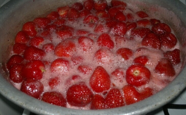 Клубничное варенье Клубничное варенье